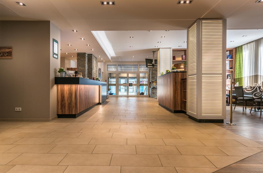Akzent Hotel Koehler Giessen Bagian luar foto